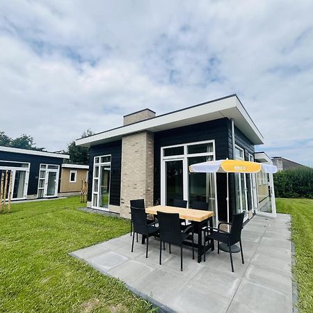 Bungalowpark De Horn - Floresta 215 Dirkshorn Екстериор снимка