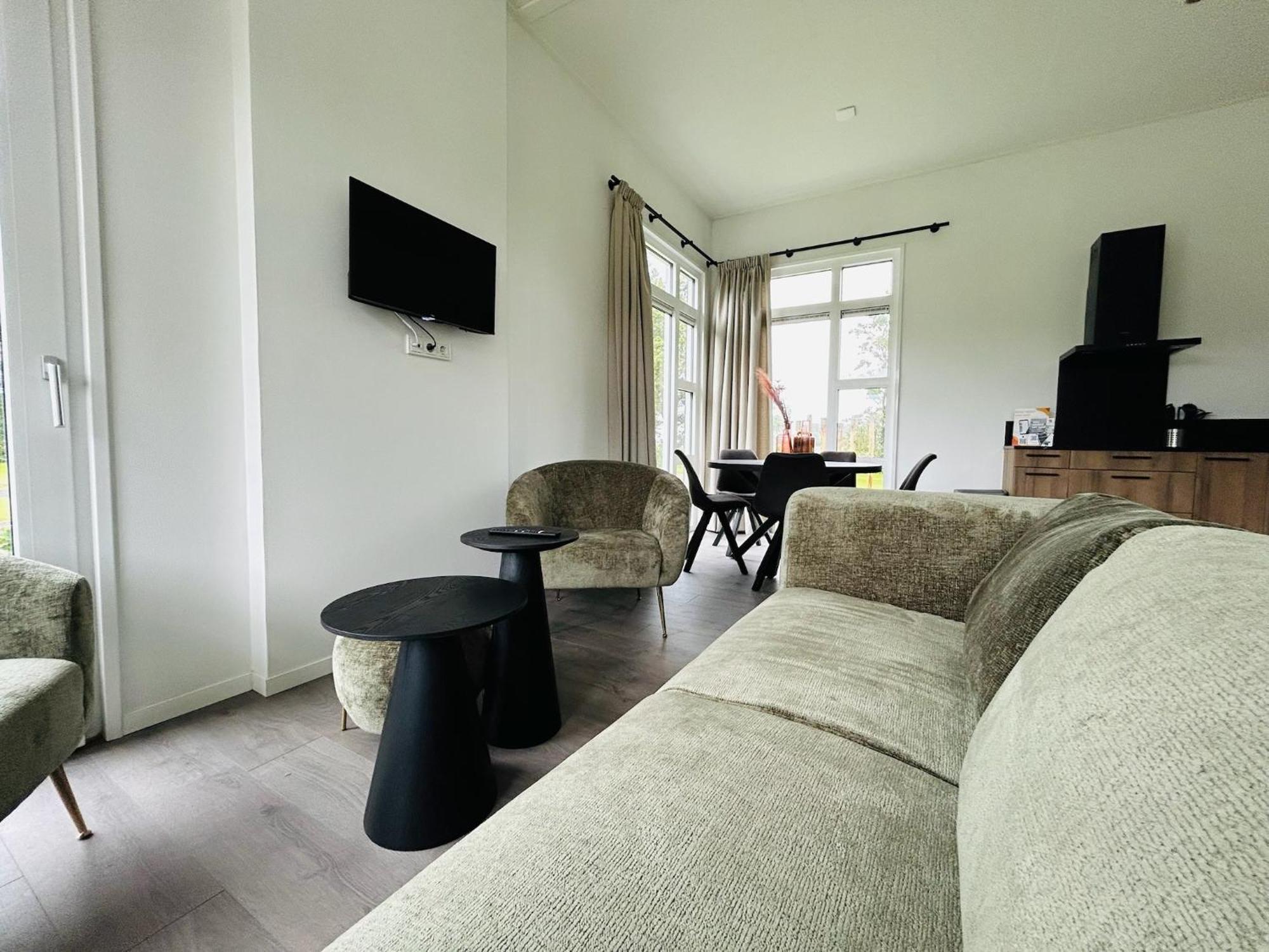 Bungalowpark De Horn - Floresta 215 Dirkshorn Екстериор снимка