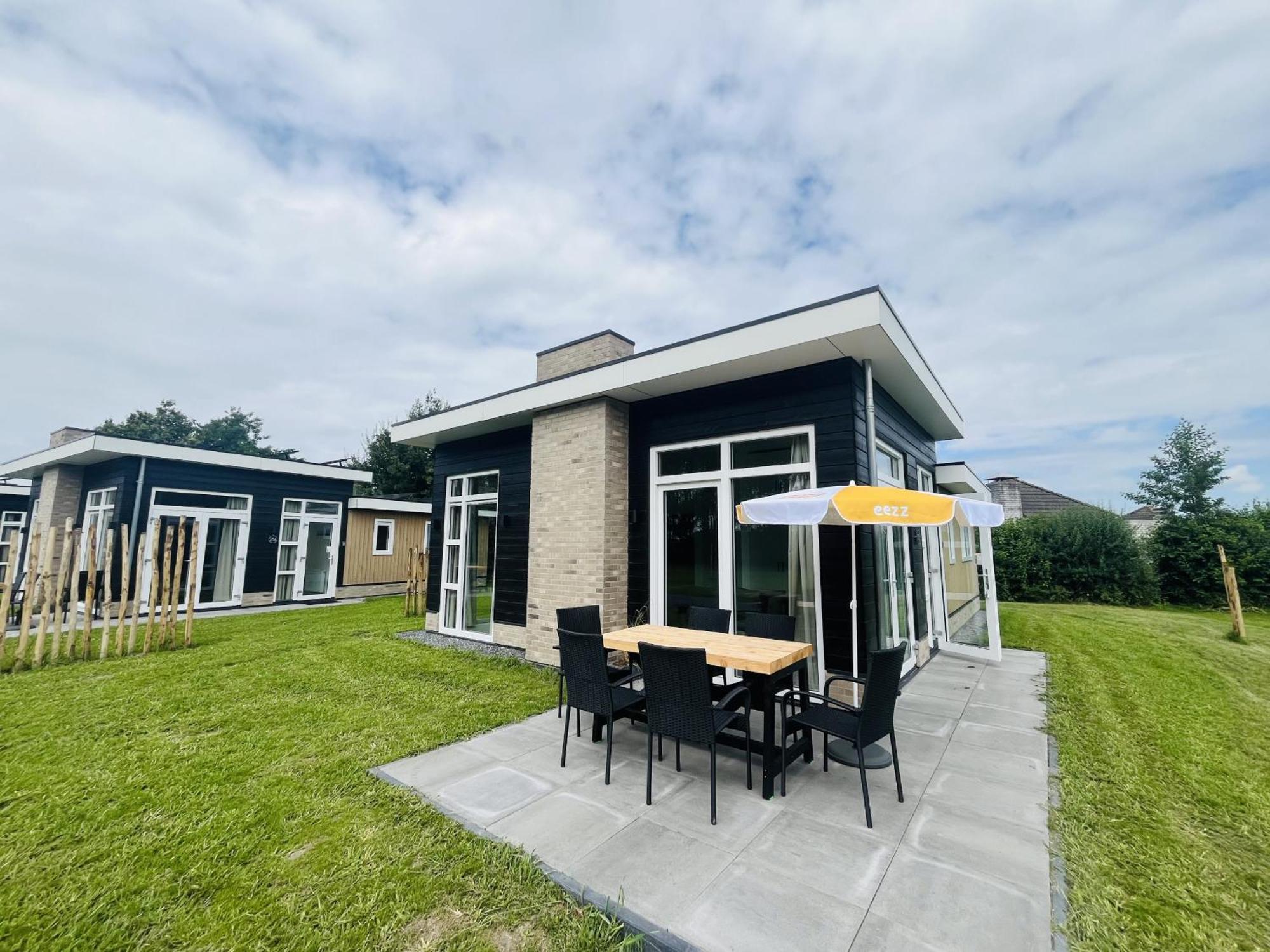 Bungalowpark De Horn - Floresta 215 Dirkshorn Екстериор снимка